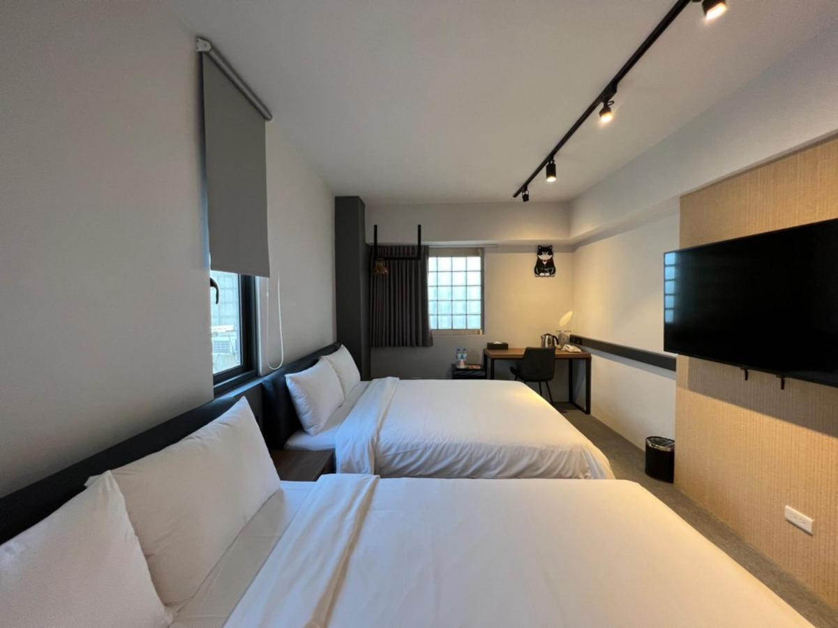 Doudian Ddinn Hotel Taichung Exteriör bild