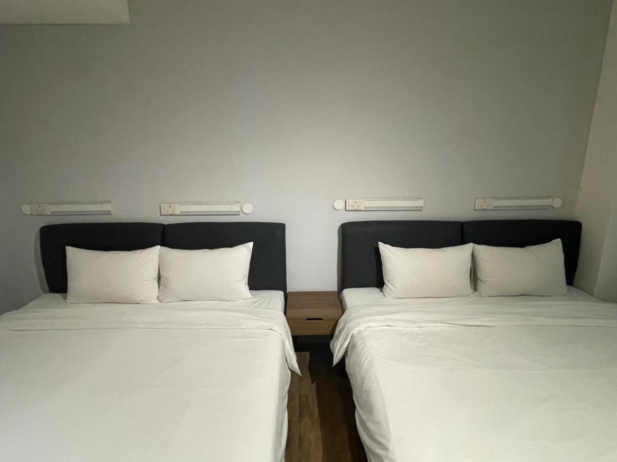 Doudian Ddinn Hotel Taichung Exteriör bild