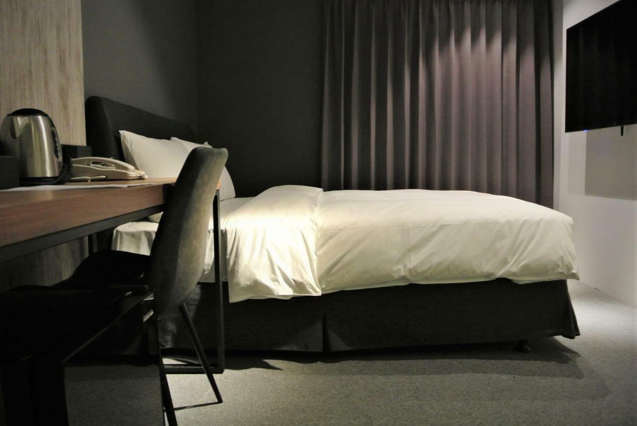 Doudian Ddinn Hotel Taichung Exteriör bild